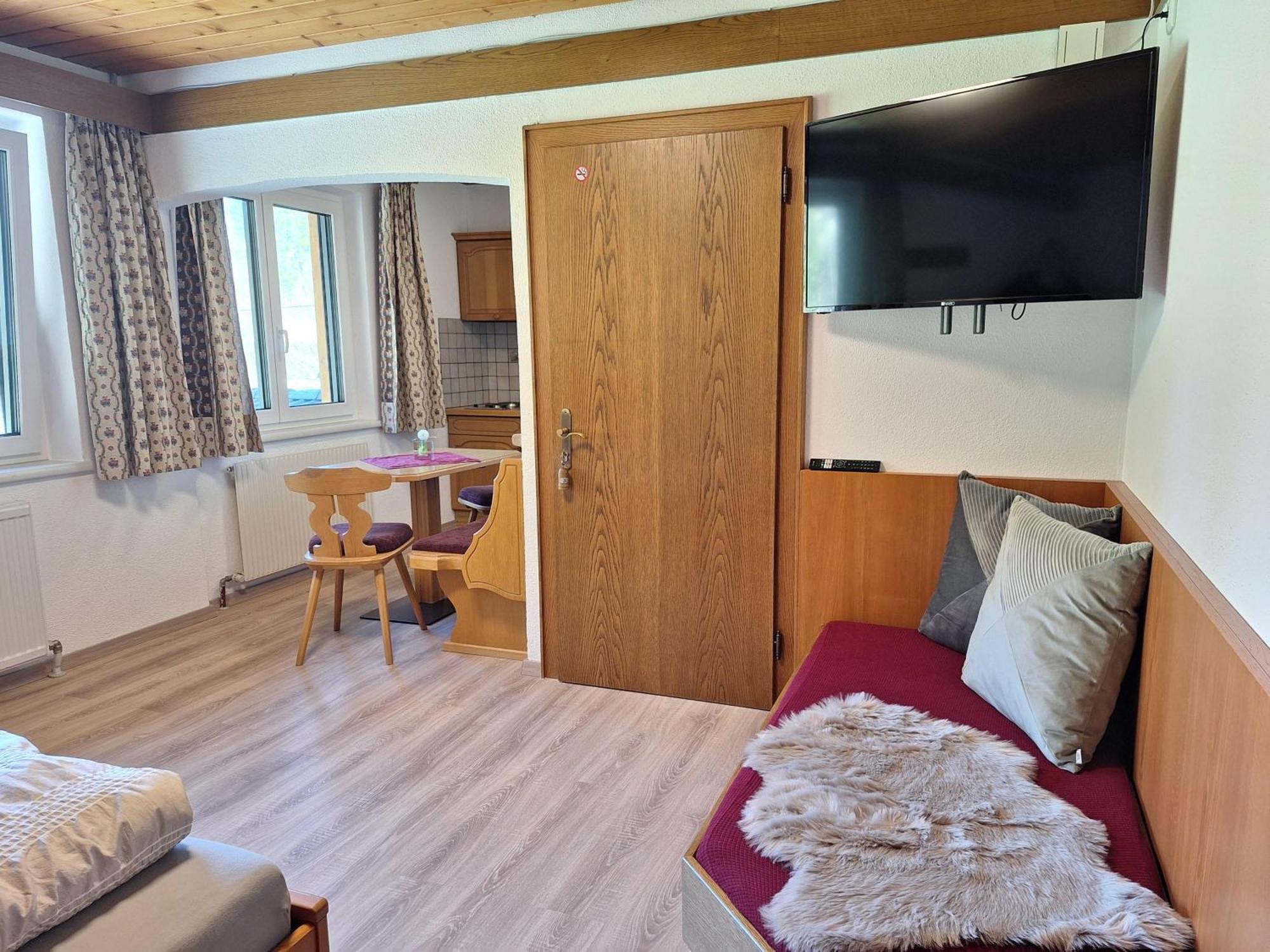 Haus Sprenger Leilighet Häselgehr Eksteriør bilde